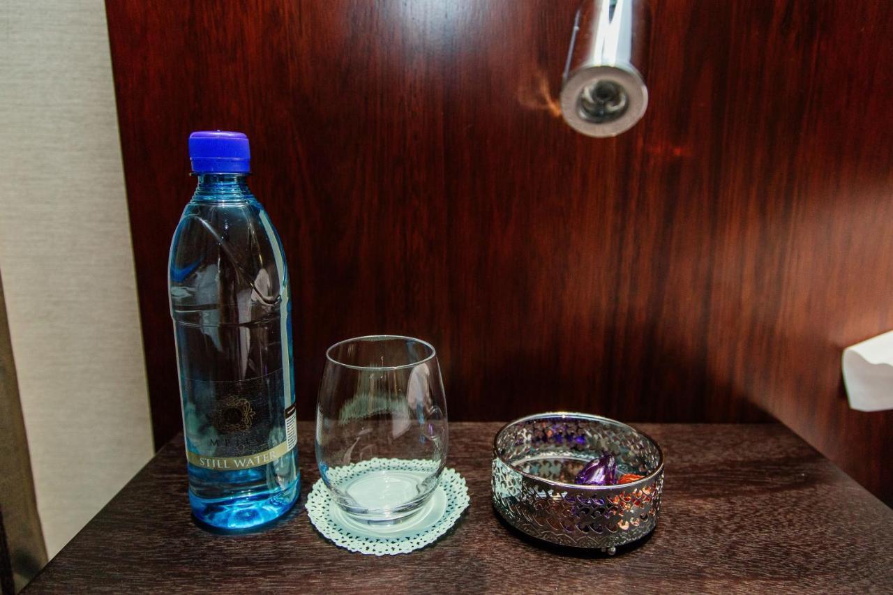 Mpilo Boutique Hotel Масеру Экстерьер фото