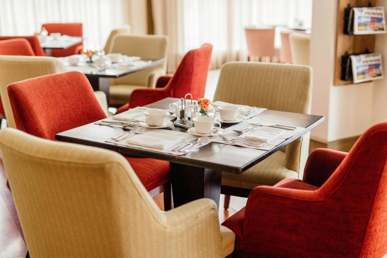 Mpilo Boutique Hotel Масеру Экстерьер фото