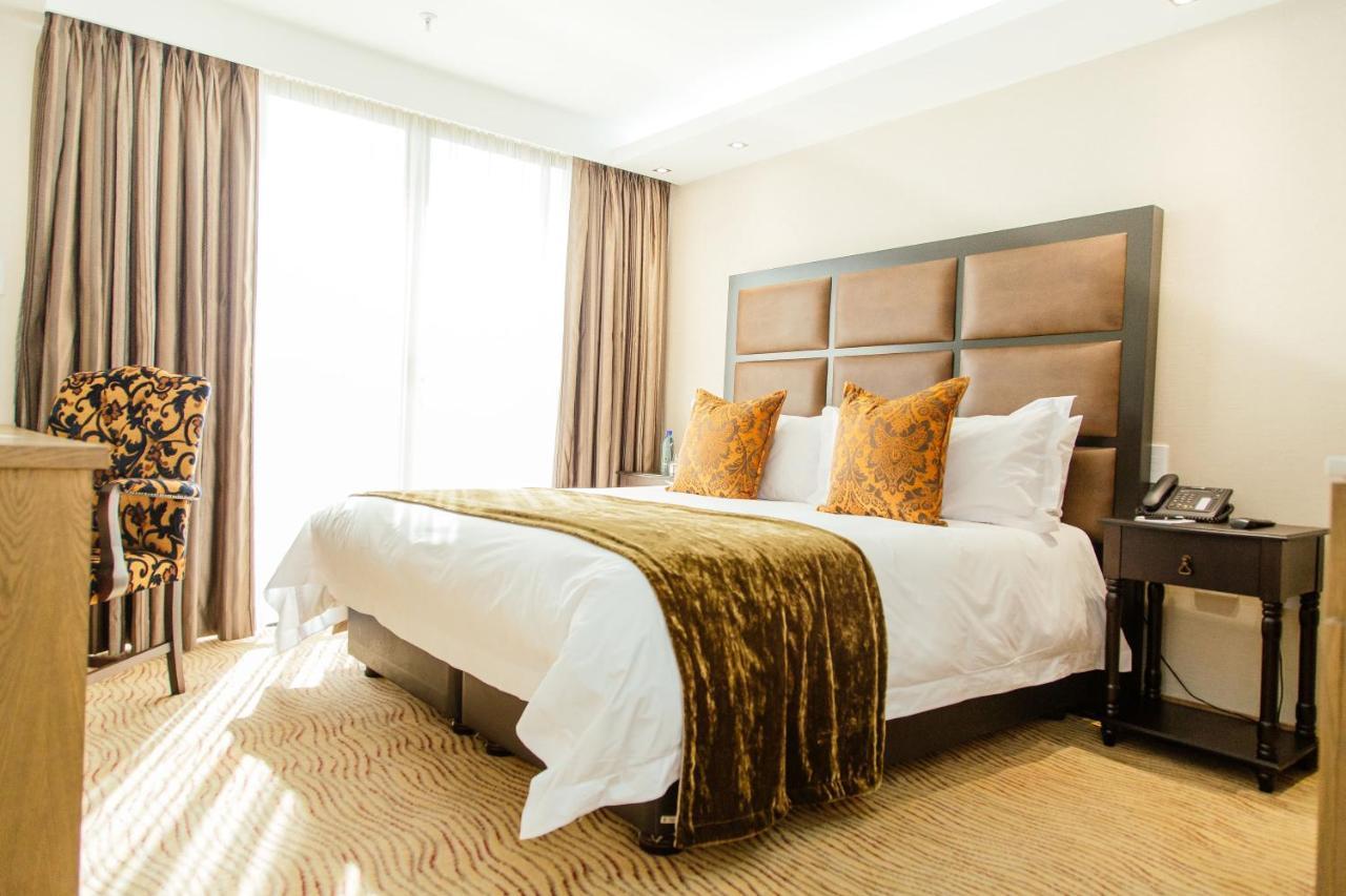 Mpilo Boutique Hotel Масеру Экстерьер фото