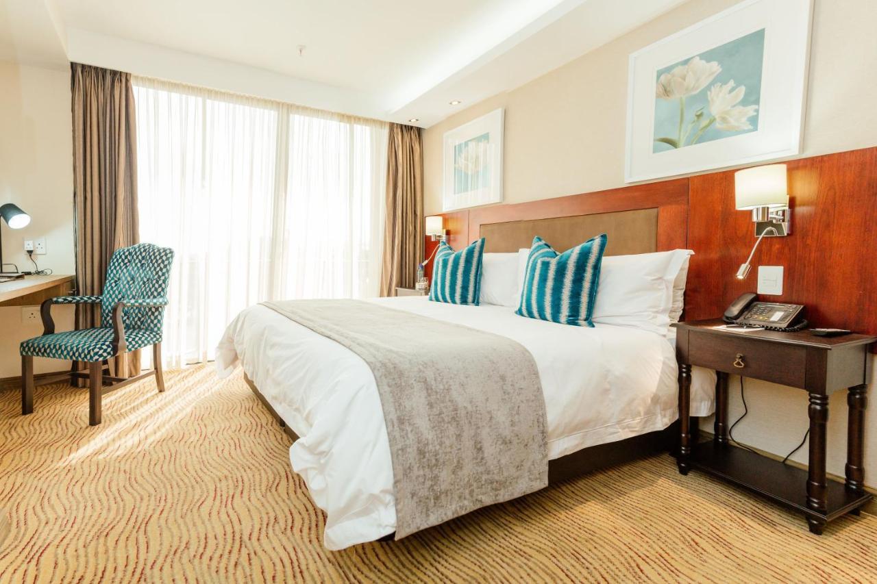 Mpilo Boutique Hotel Масеру Экстерьер фото